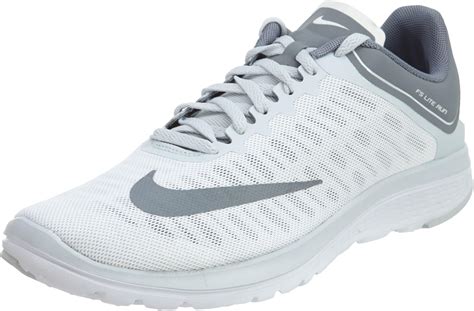 comfortable nike shoes for walking